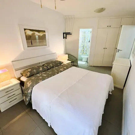 On The Spot With Amazing View In * El Médano